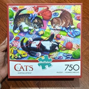Buffalo Cats Knitting Kittens 750 Piece Jigsaw Puzzle